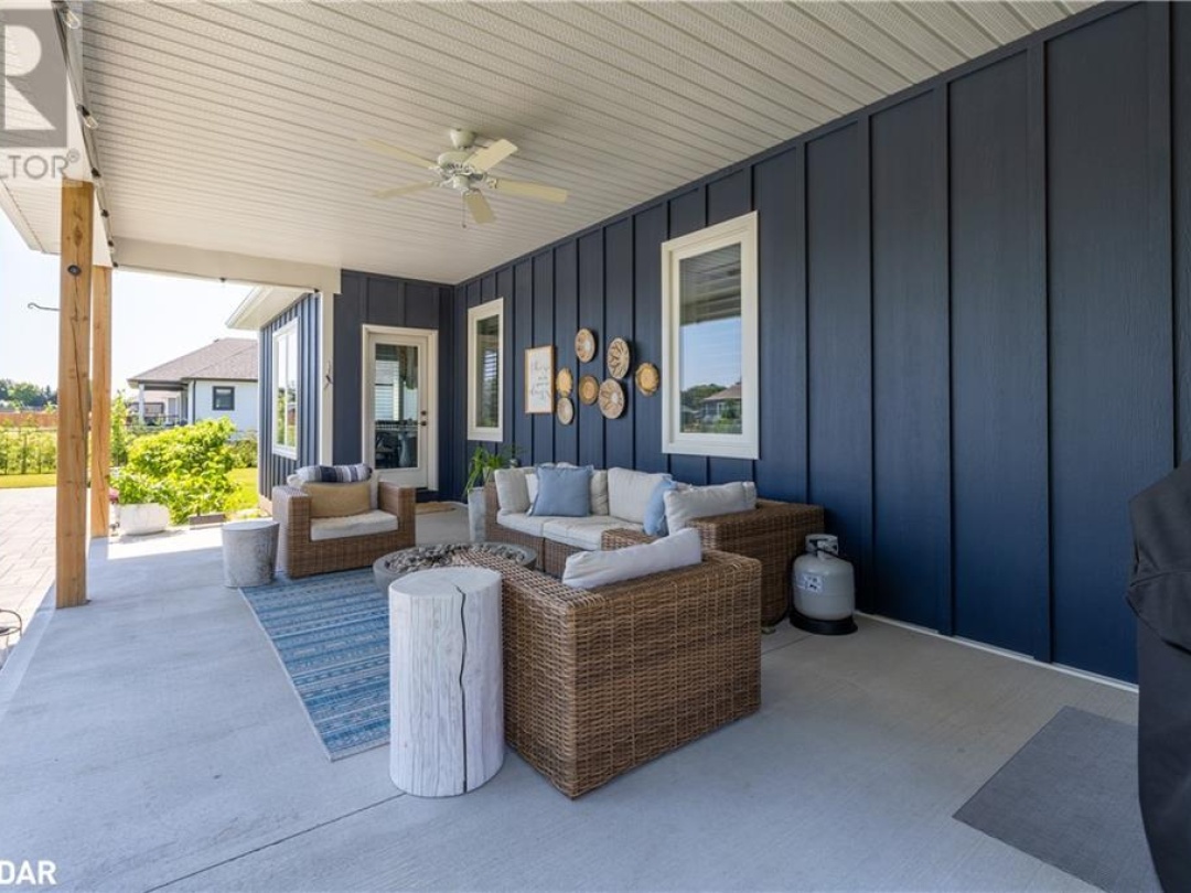 19 CHESLOCK Crescent, 