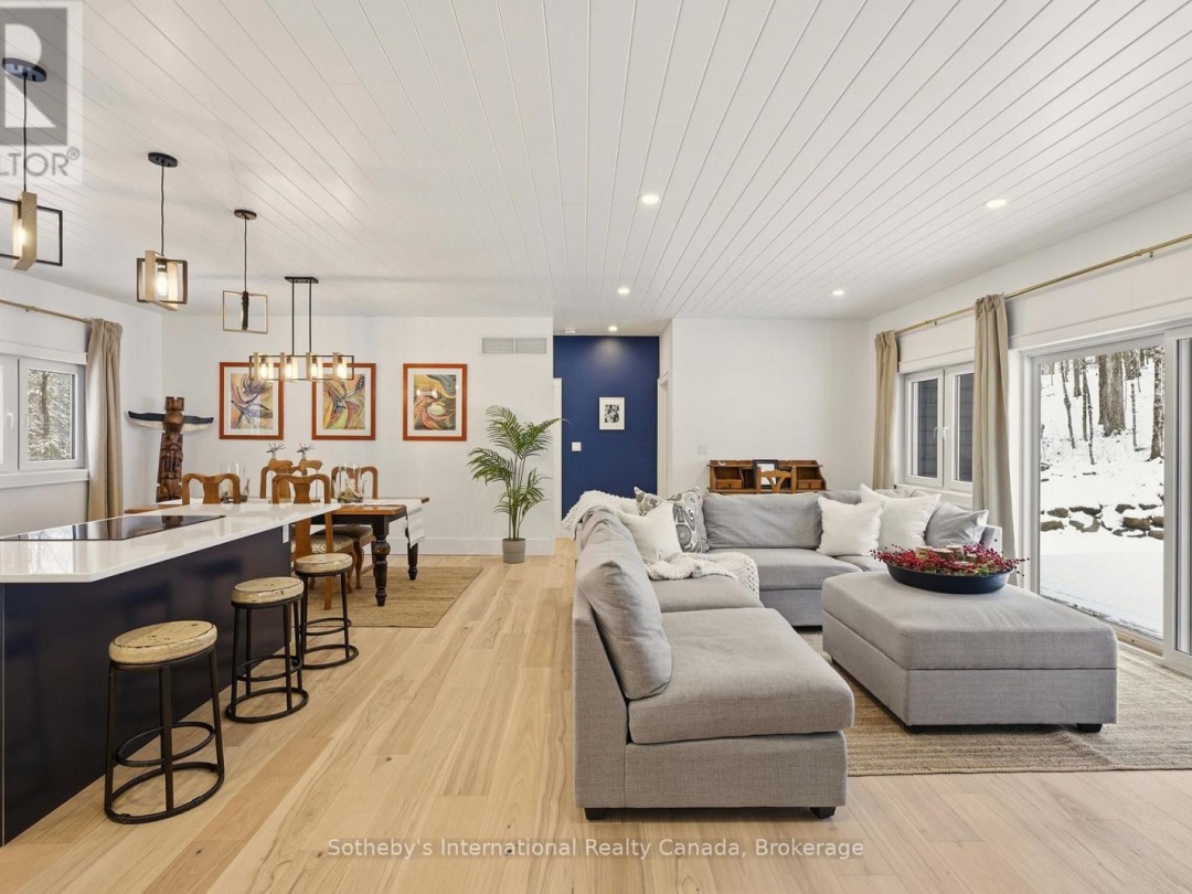 2435 RAVENSCLIFFE ROAD, 