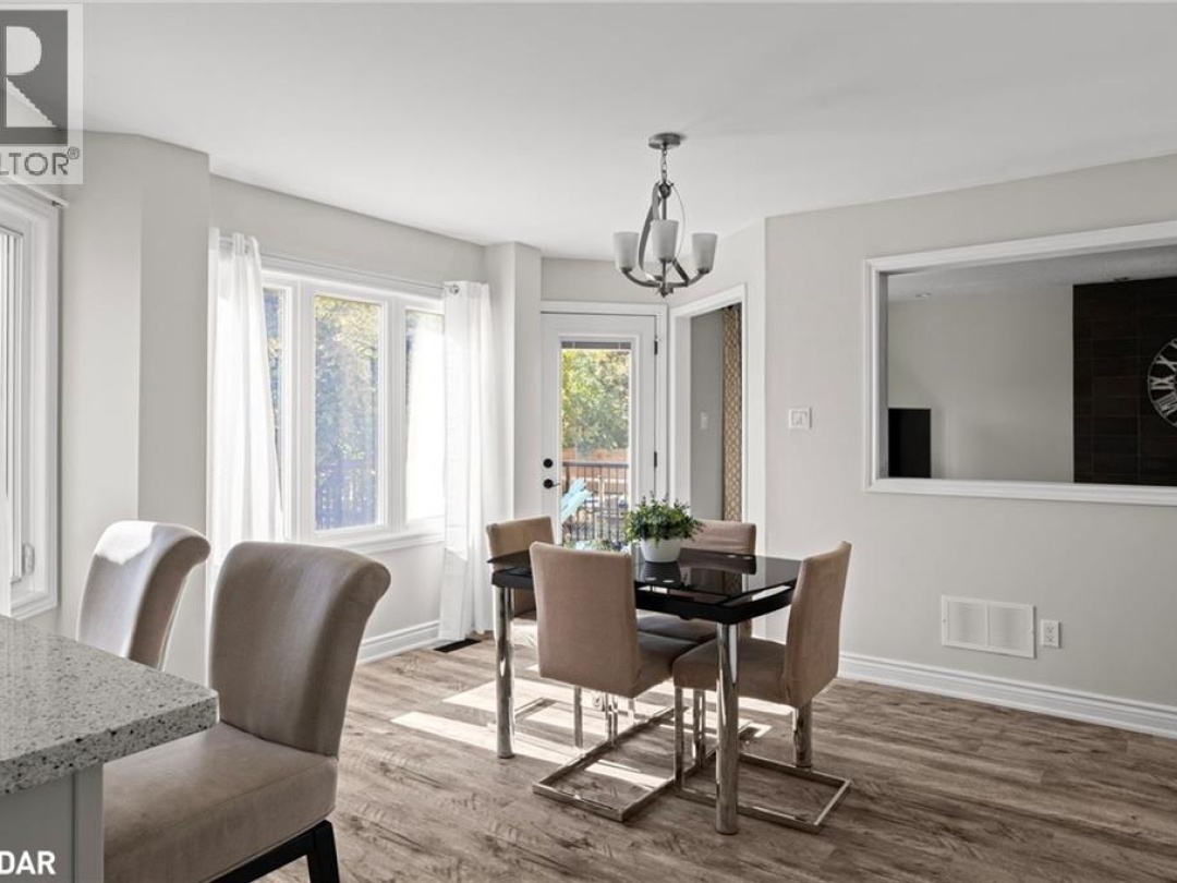 21 BRANDON Crescent, 