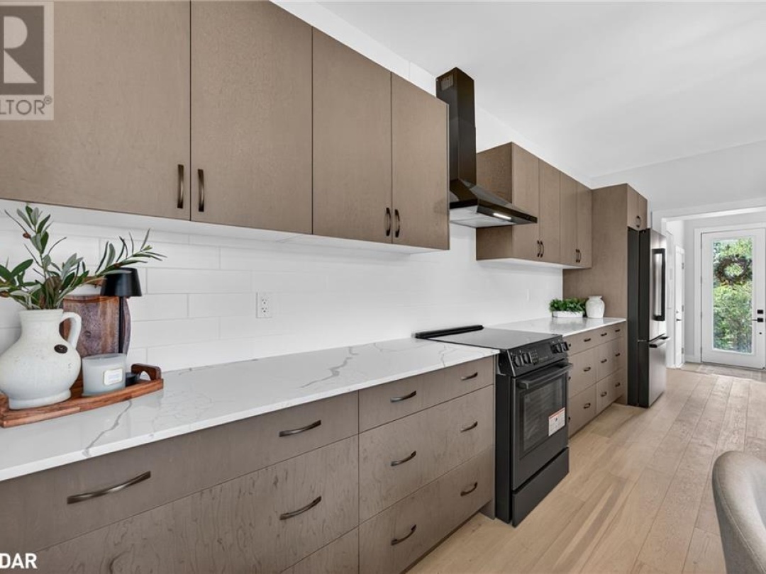 1008 KINGSRIDGE Court, 