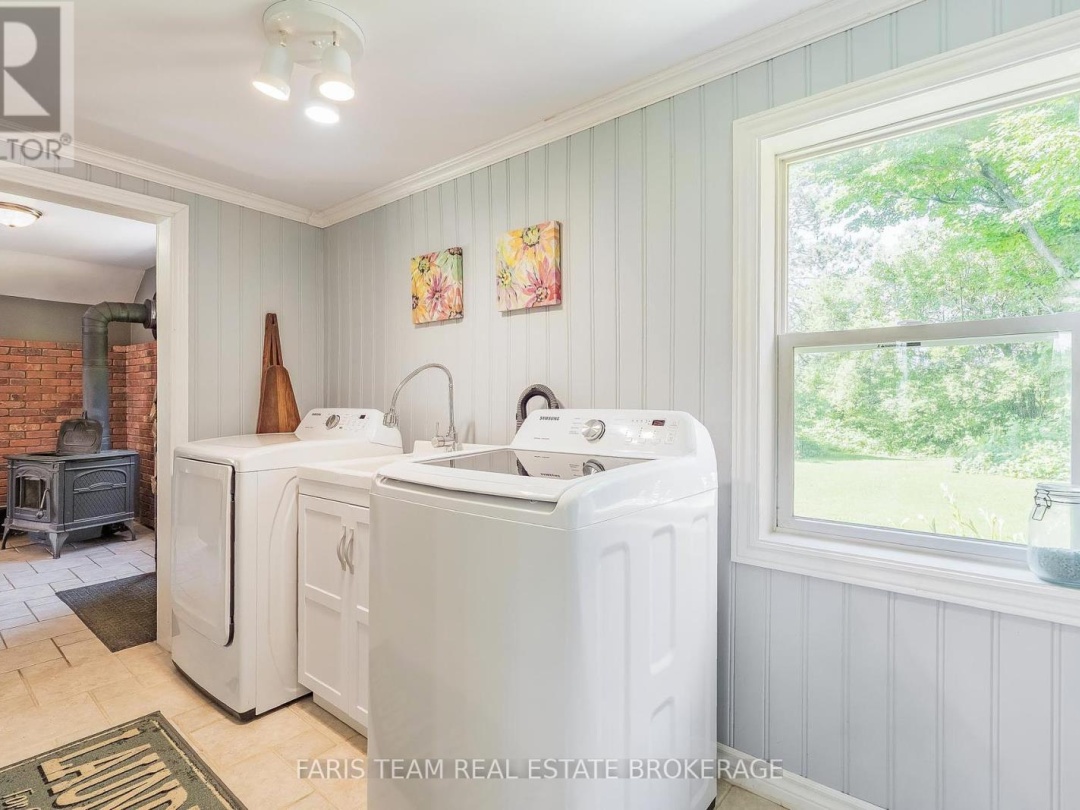 323 WARMINSTER SIDE ROAD, 