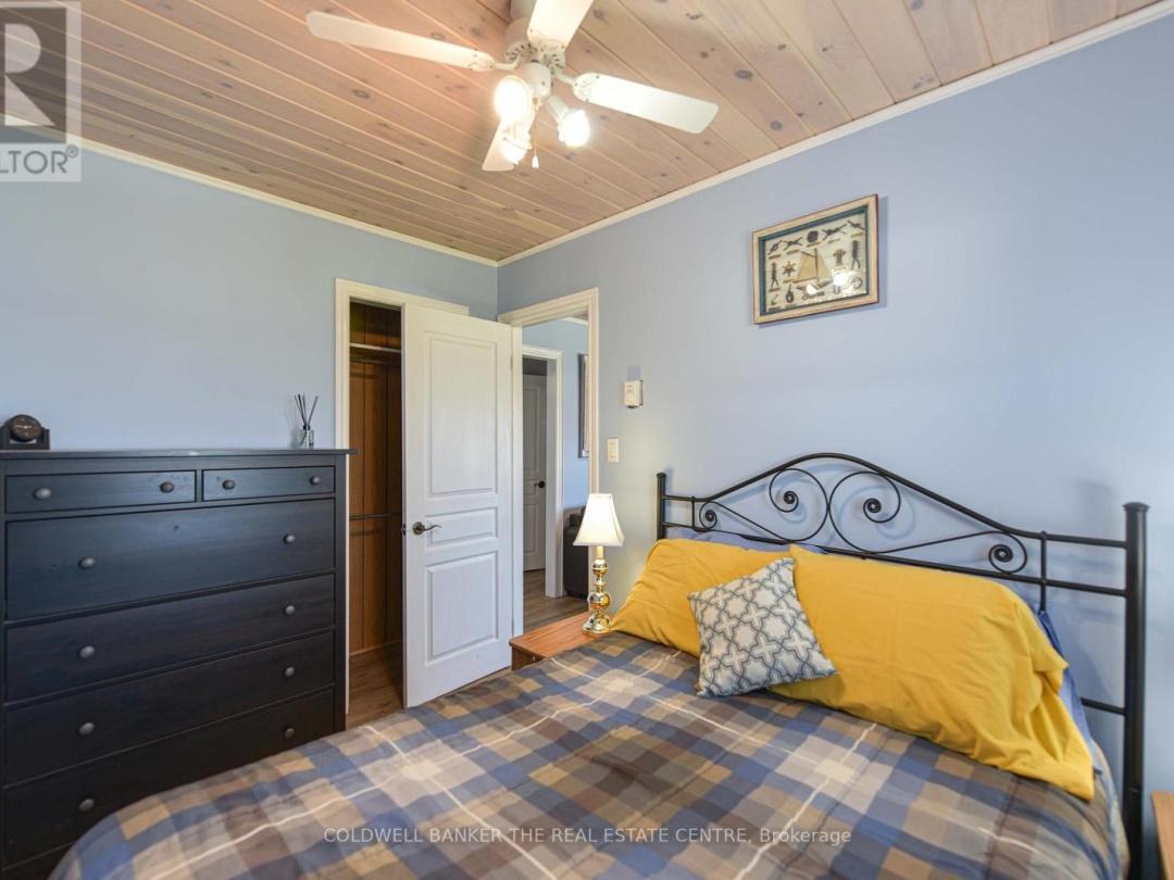 4137 Bayview Avenue, Lake Simcoe