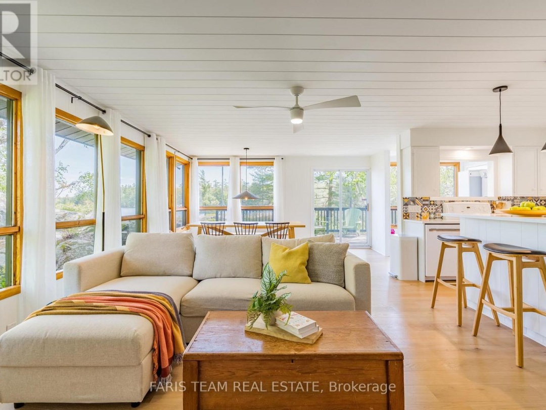 1010 Sanderson Road, Clearwater Lake