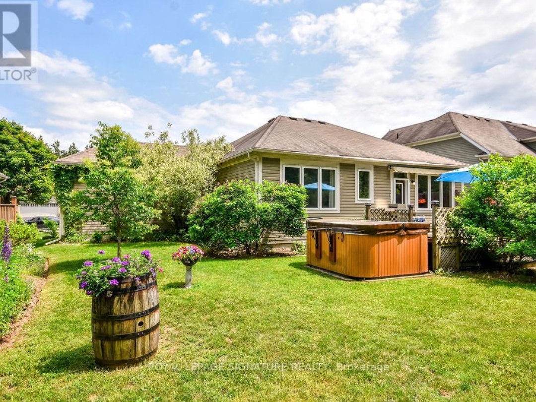 7 WINDSONG CRESCENT, 
