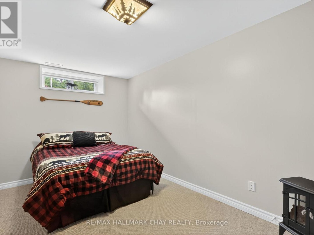 202 VEL-DOR CRESCENT, 