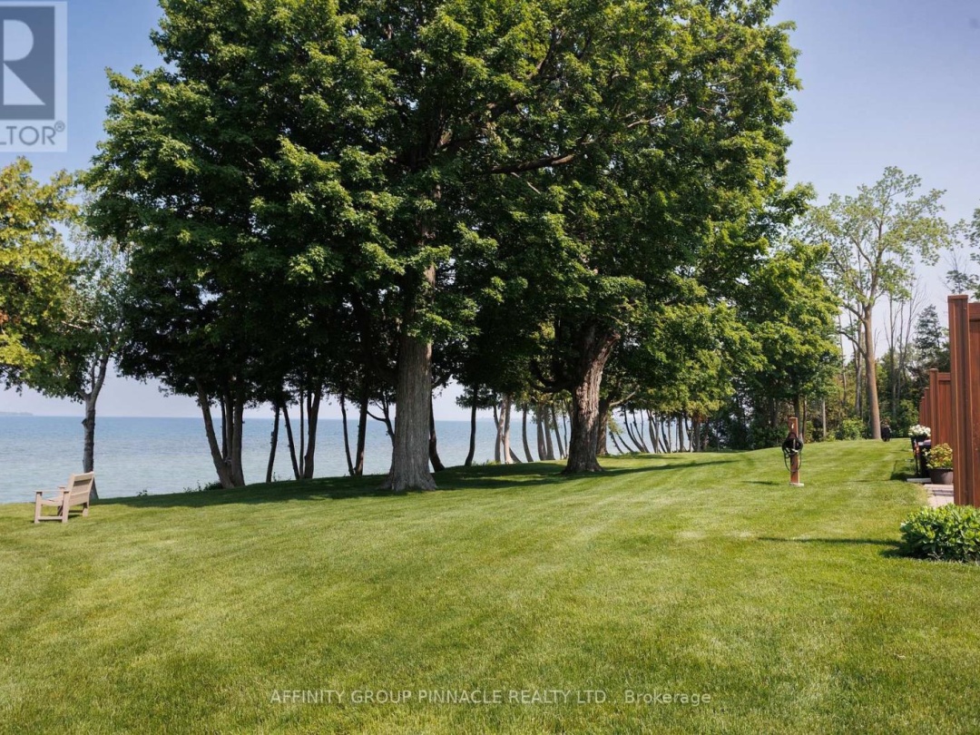 16 - B90 PARKLAWN BOULEVARD, 