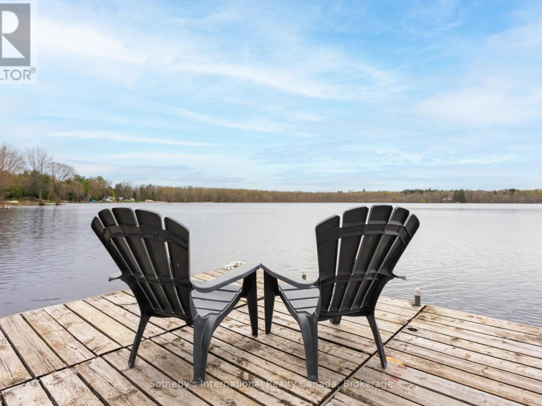 1658 PENINSULA POINT ROAD, Sparrow Lake