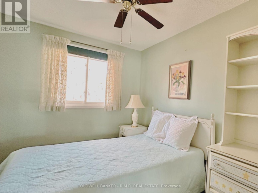 3493 Southwood Beach Boulevard, St John Lake