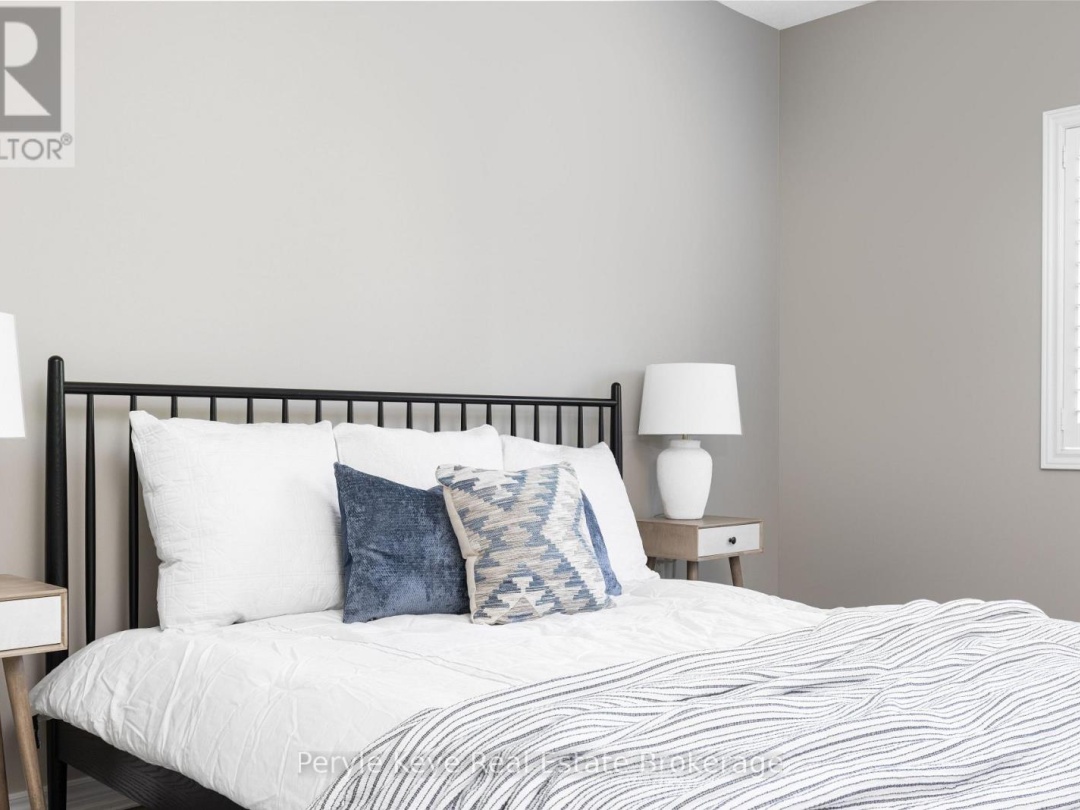 19 SERENITY PLACE CRESCENT, 