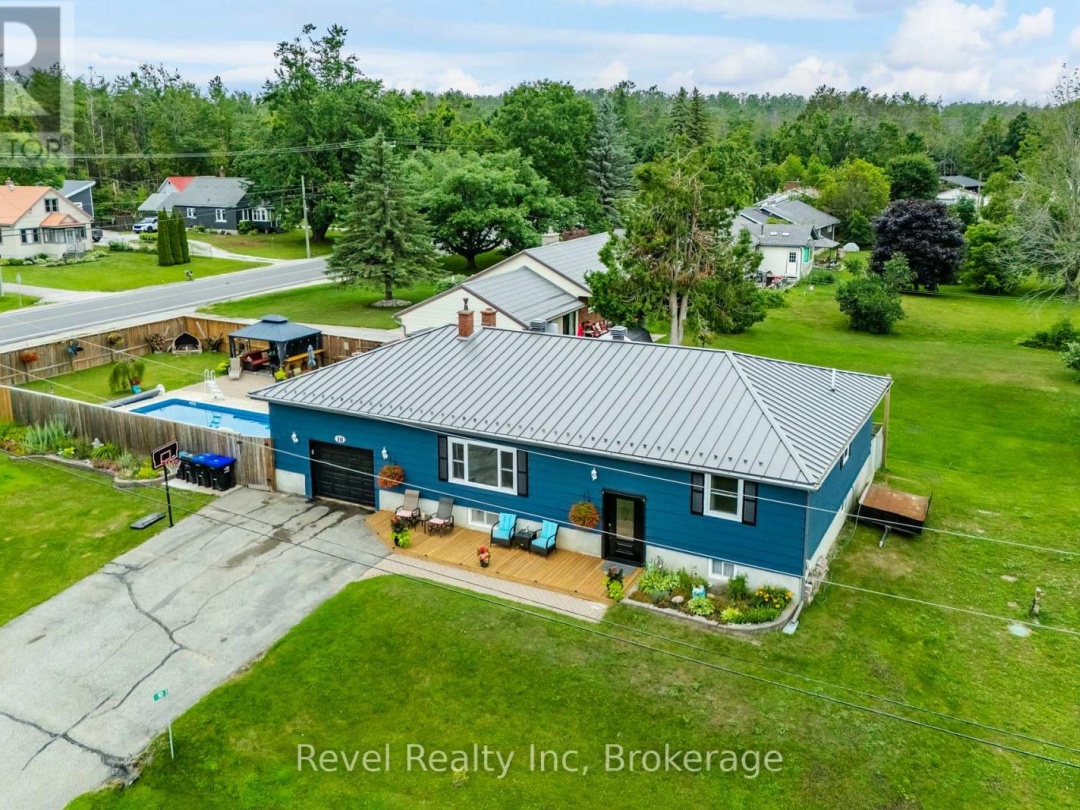 10 JAMIESON CRESCENT, 