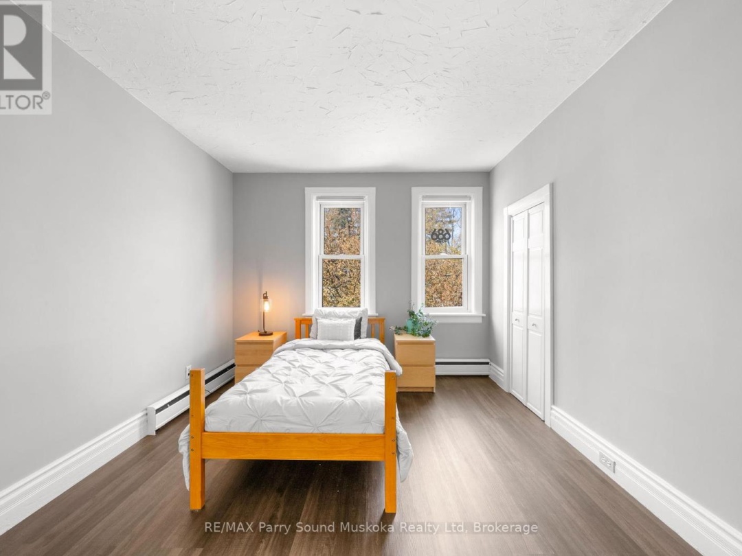 17 Waubeek Street, Parry Sound
