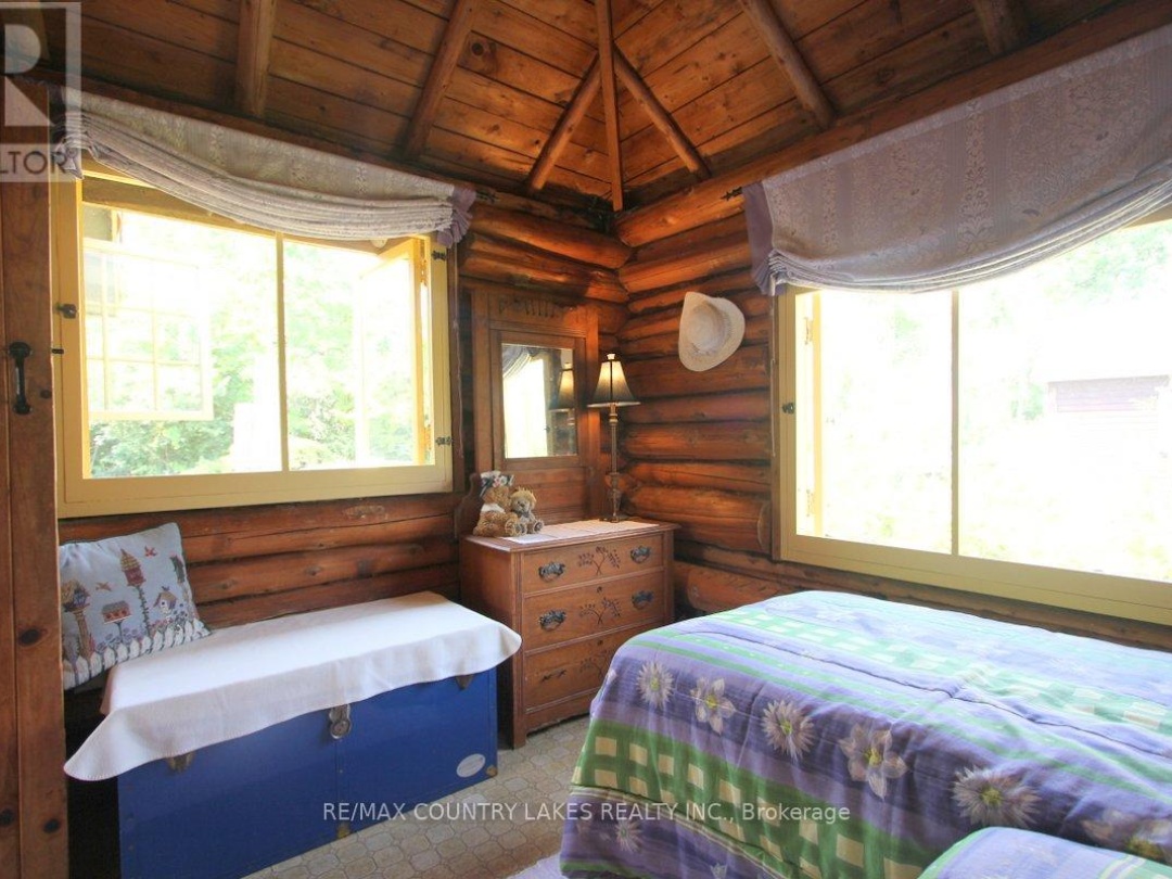 B40854 SOUTH HARBOUR THORAH ISLAND LANE, 