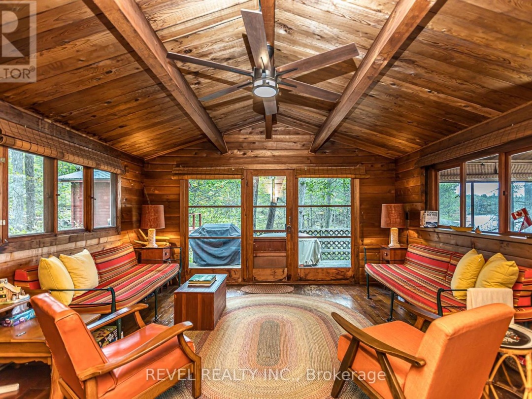 744 10 BAXTER ISLAND, 