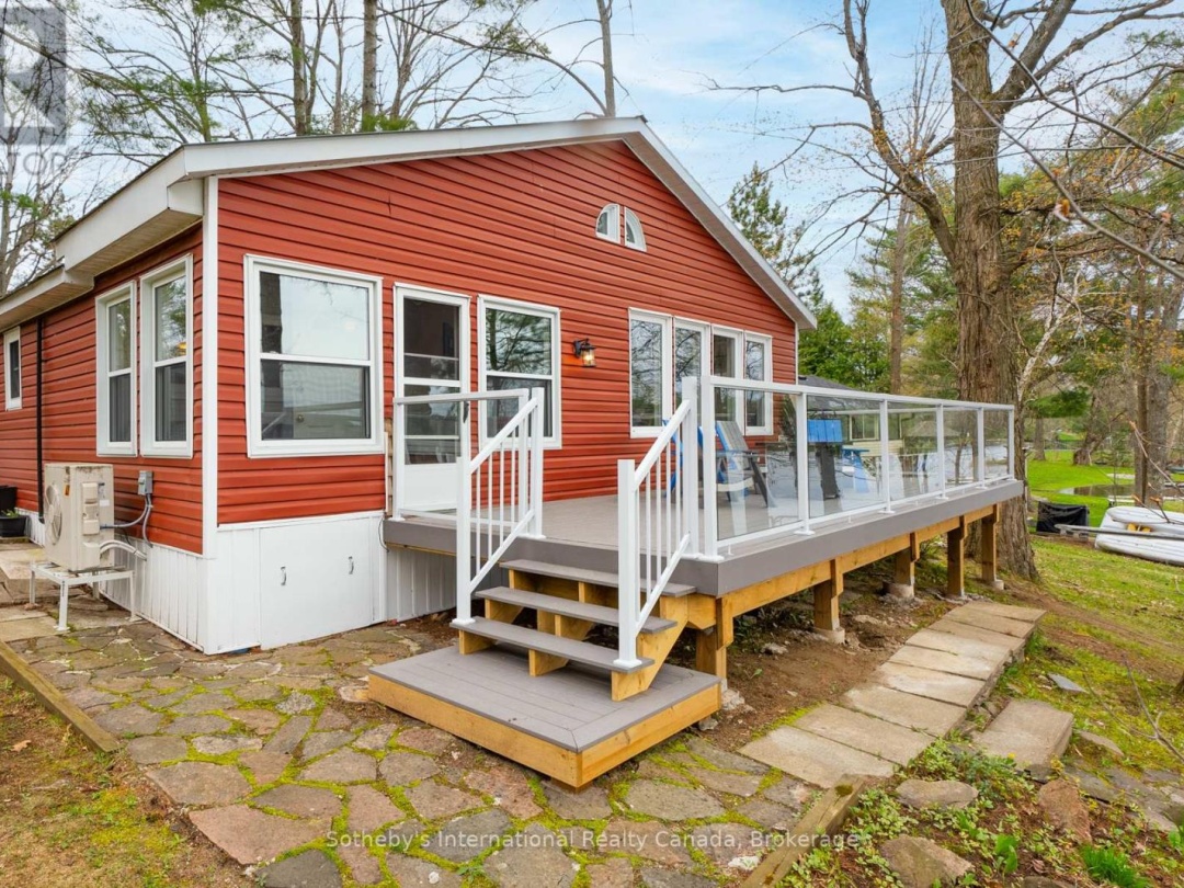 1658 PENINSULA POINT ROAD, Sparrow Lake