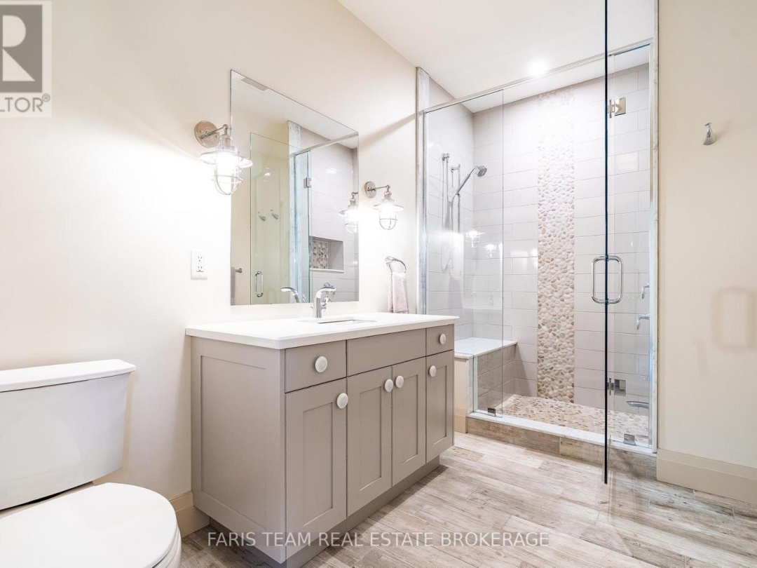 1250 FRANKLAND LANE, 