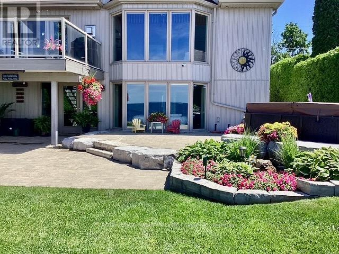 24 MCLENNANS BCH ROAD, Lake Simcoe