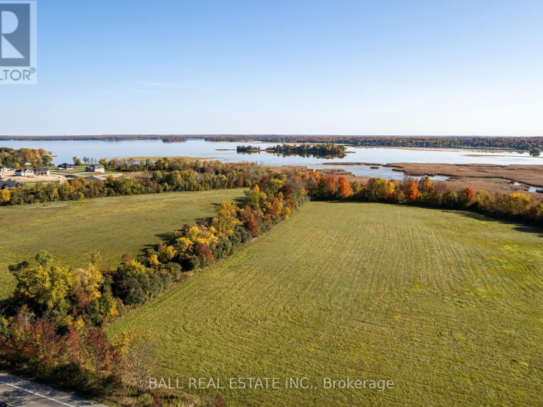 2218 Pigeon Lake Road, Pigeon Lake