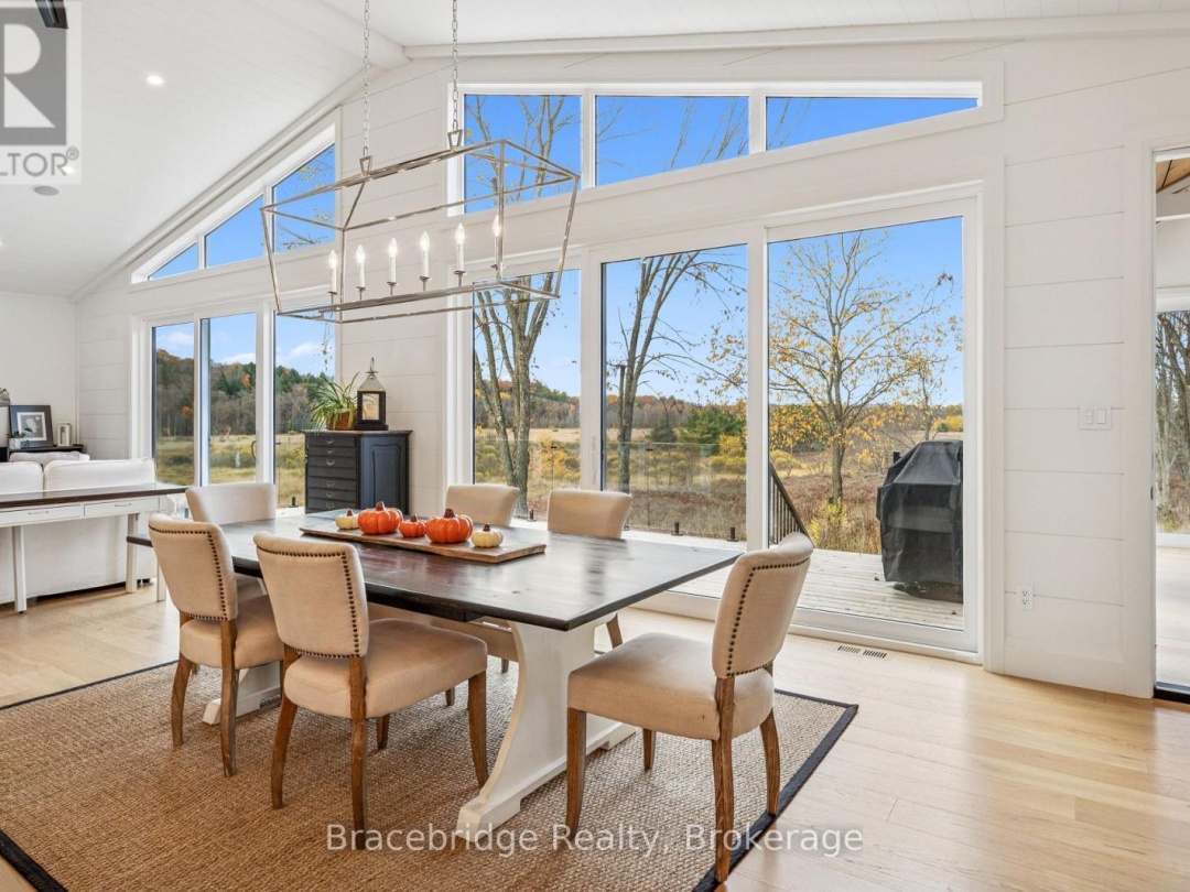 1006 STEPHENS BAY ROAD, 