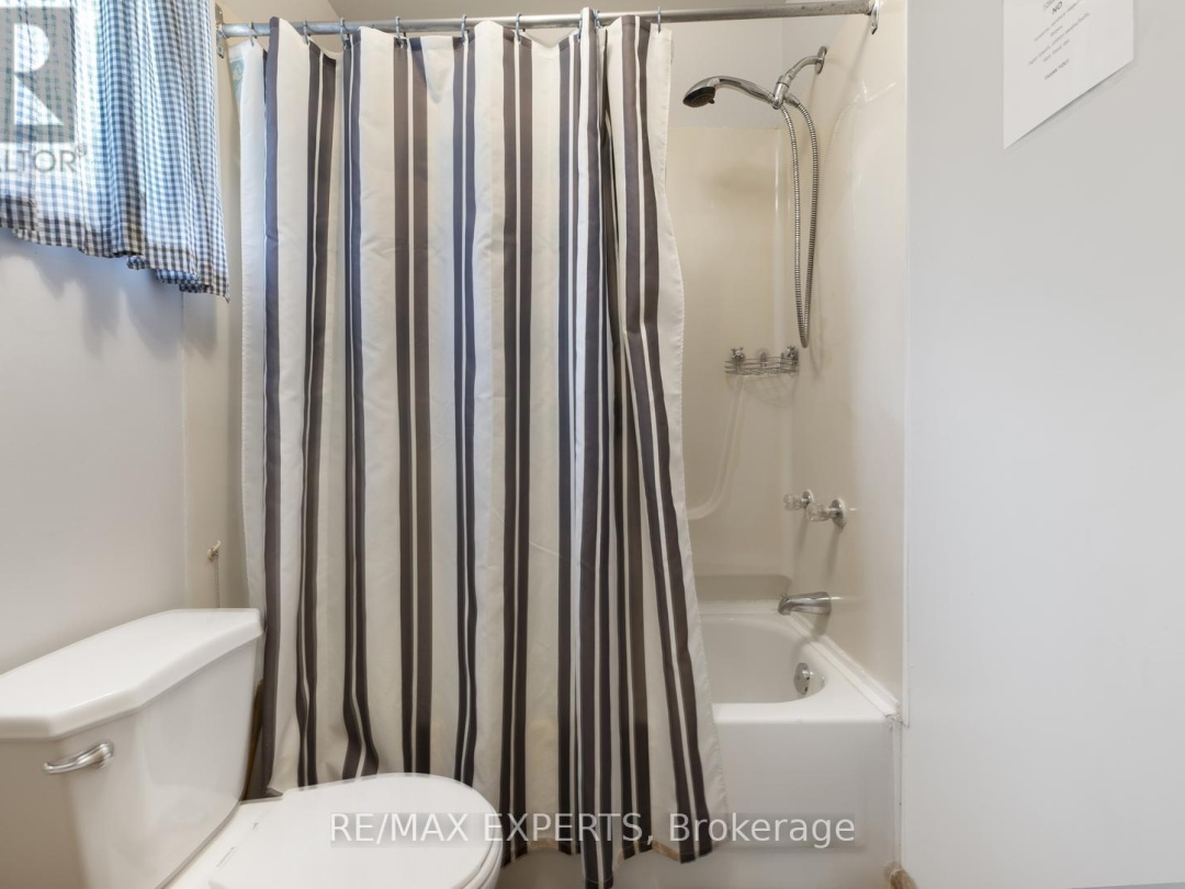 18 - 230-232 LAKE DALRYMPLE ROAD, 