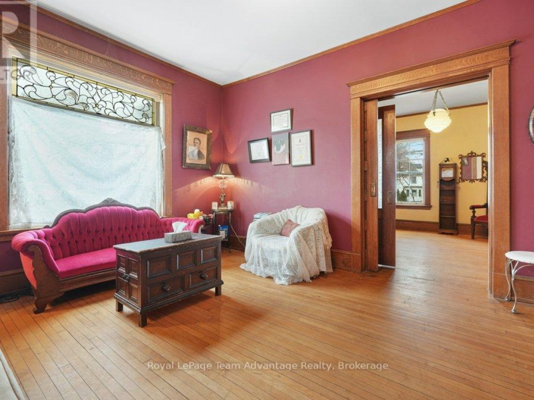 20 Belvedere Avenue, Parry Sound