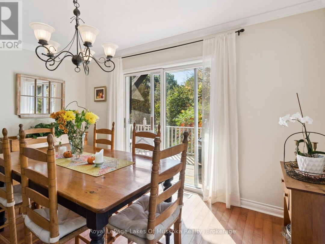 1779 MUSKOKA RD 118 ROAD W, 