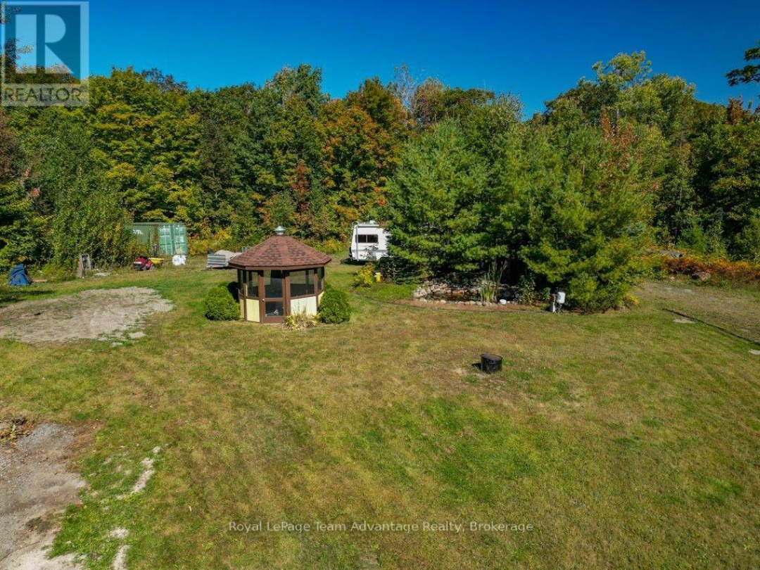 18 HORSESHOE LAKE ROAD, 