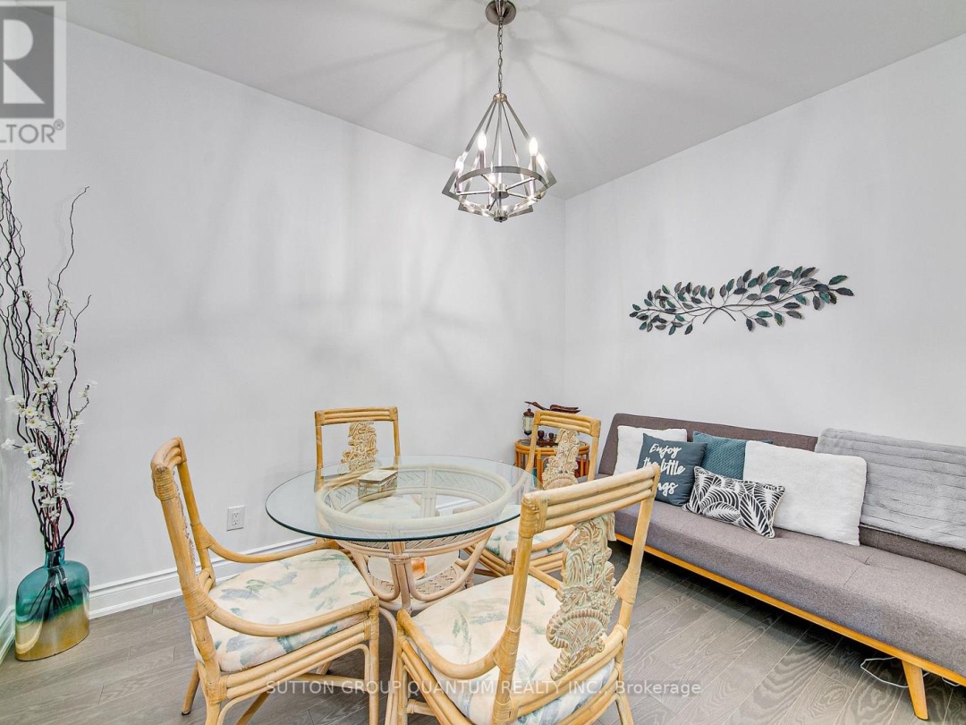 301 90 Orchard Point Road, Lake Simcoe