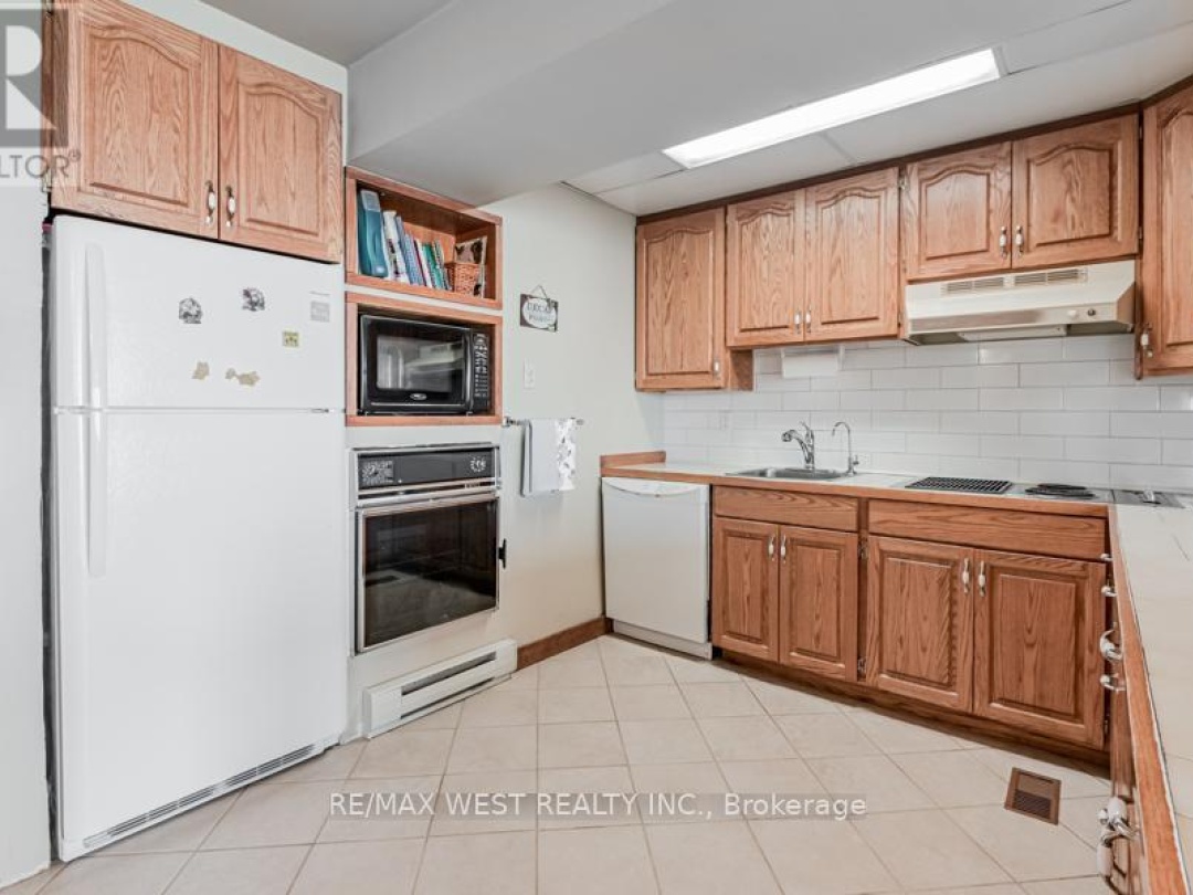 4669 Anderson Avenue, Lake Simcoe