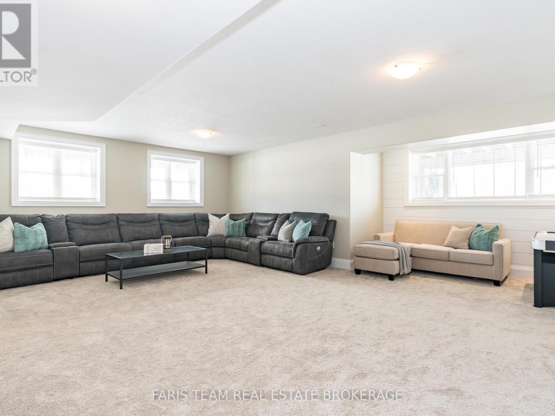 2448 STOCKDALE ROAD, 
