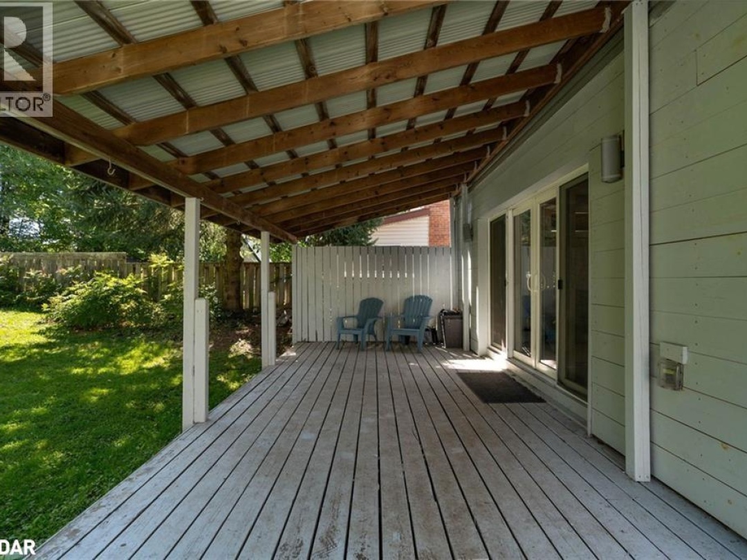 14 FETTERLY Street N, 