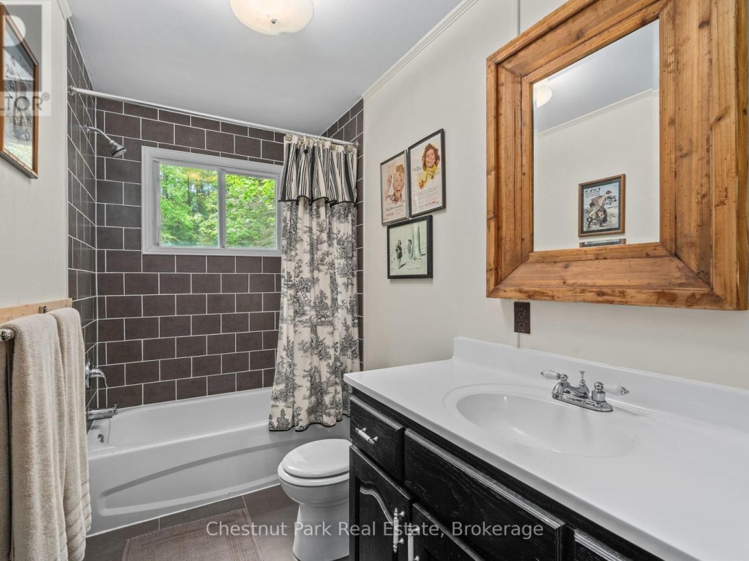 1 & 2 1230 Miriam Drive, Black Lake