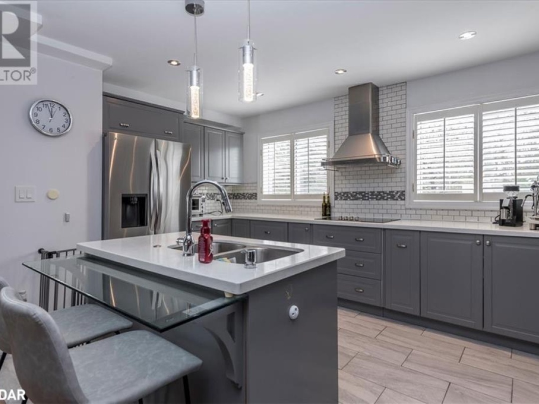 100 Laguna Pky Parkway Unit# 8, Lake Simcoe