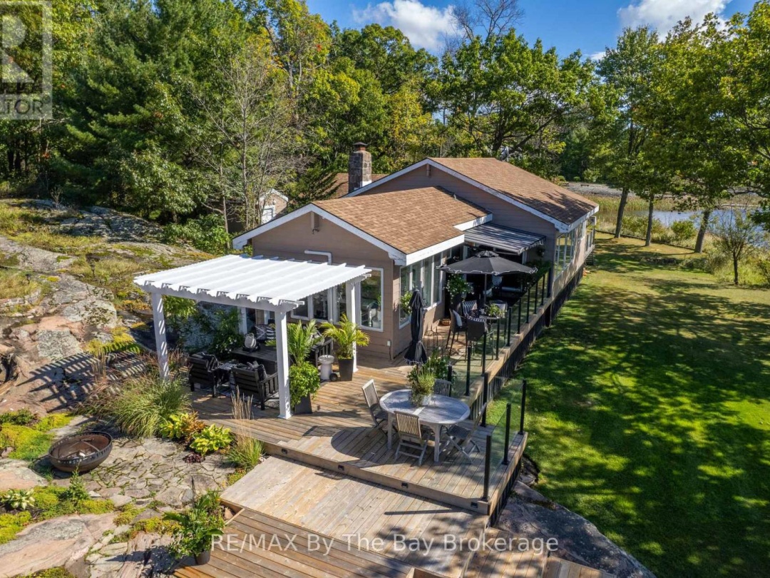 4476 ISLAND 1040/LITTLE BEAUSOLEIL ISLAND, 