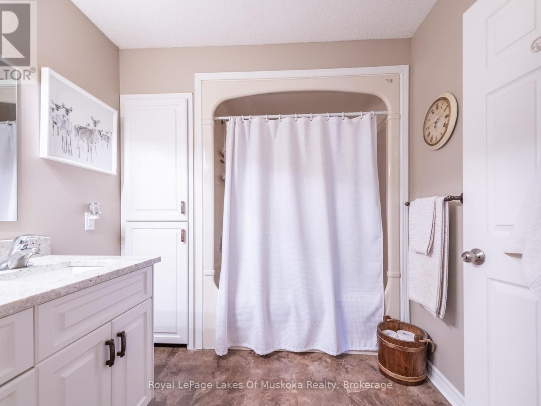 284 SOUTH FAIRY LAKE ROAD, 