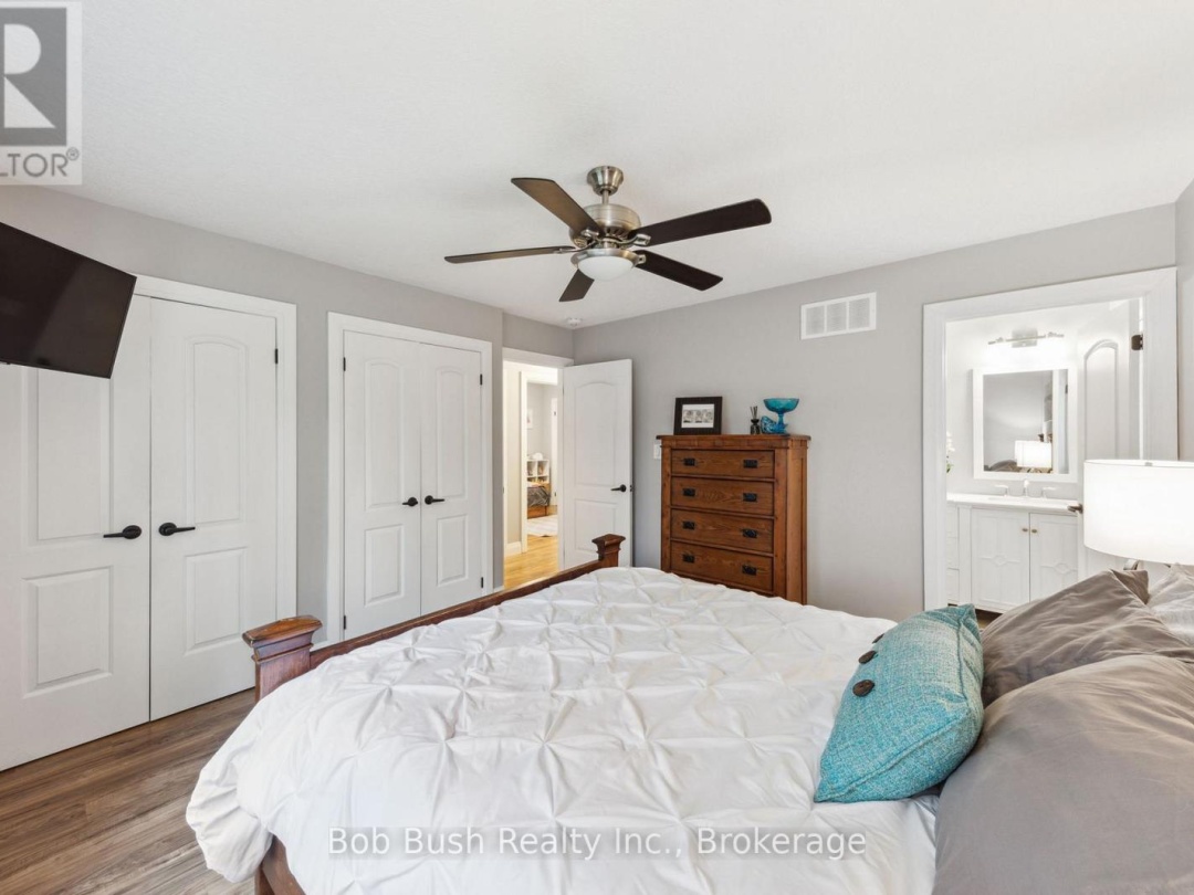4 Davis Drive, Georgian Bay