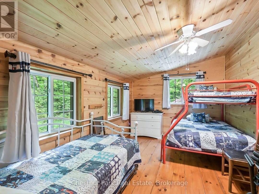 1002 LEECH LAKE POINT ROAD, 