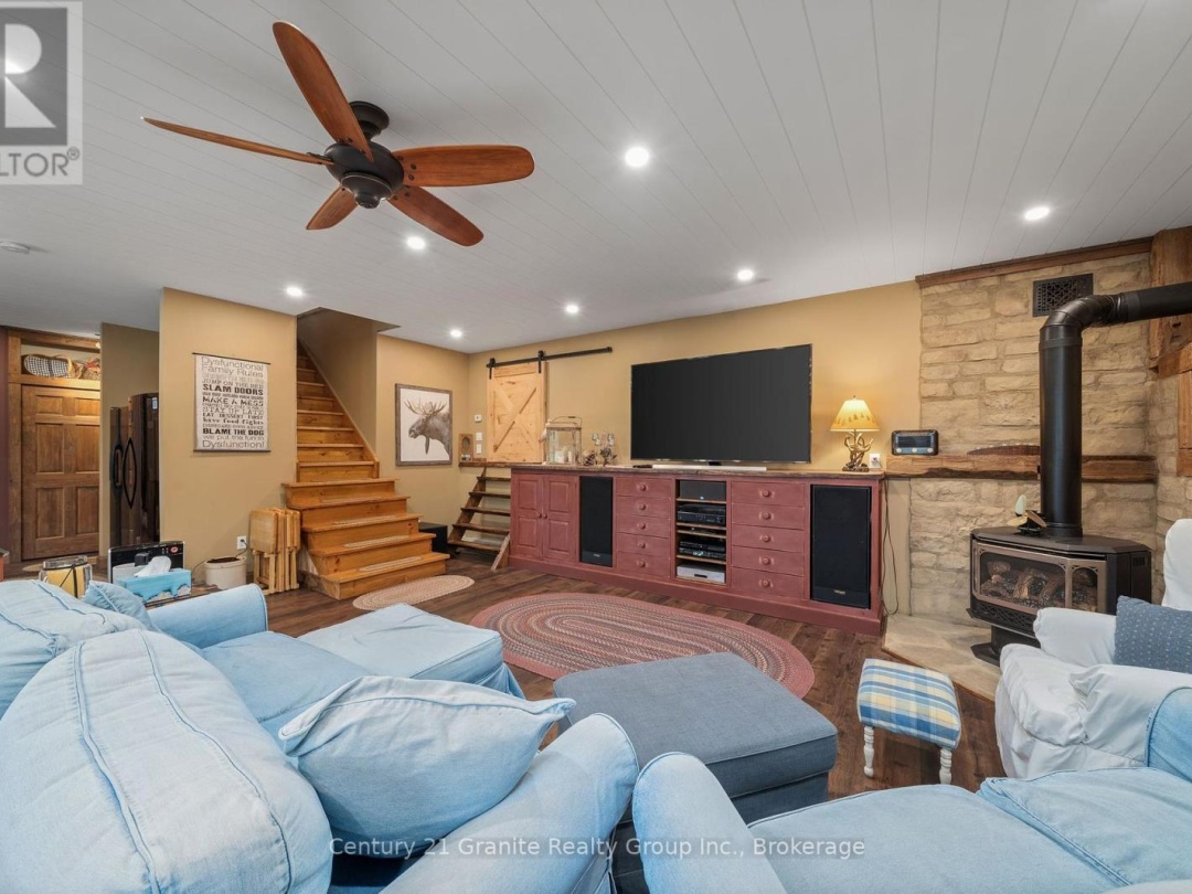 1031 ROTUNDA DRIVE, 