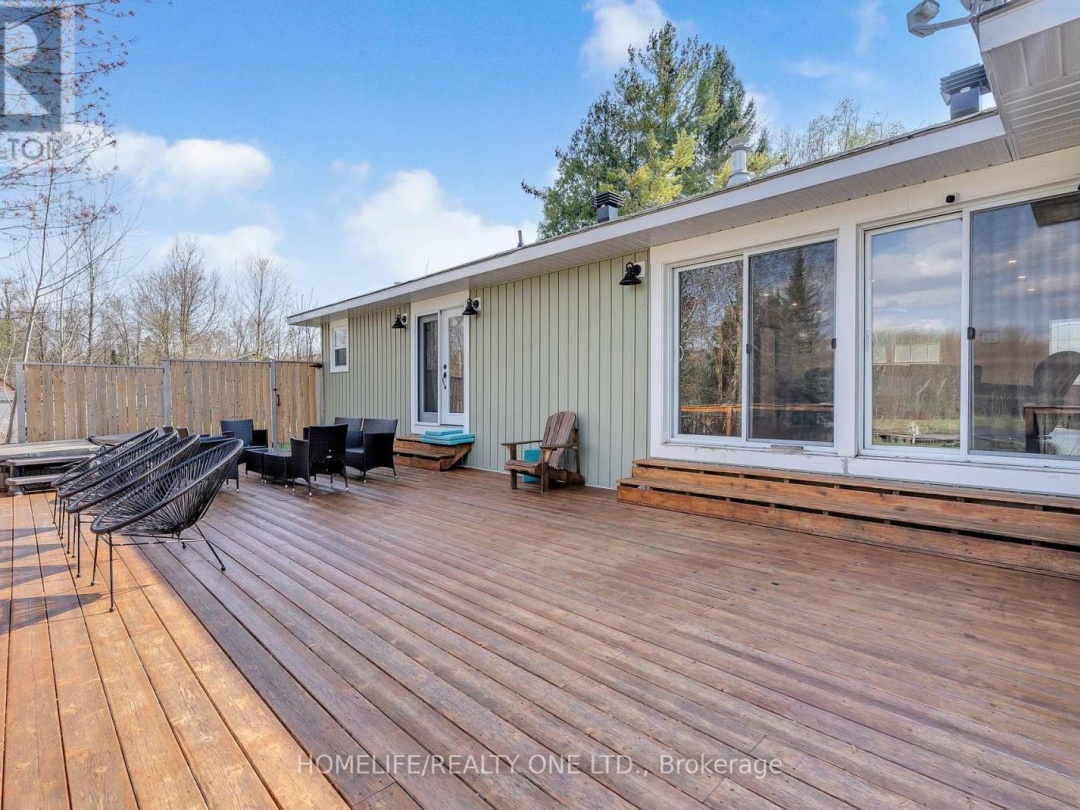 4055 Glen Cedar Drive, Lake Simcoe