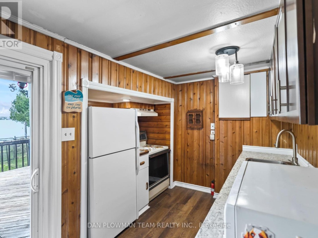 32 Beach Road, Lake Scugog