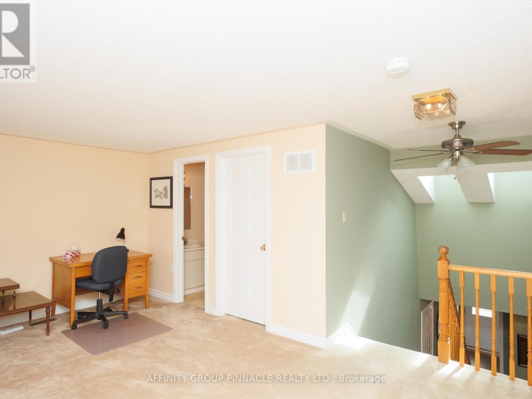 16 B90 Parklawn Boulevard, Lake Simcoe