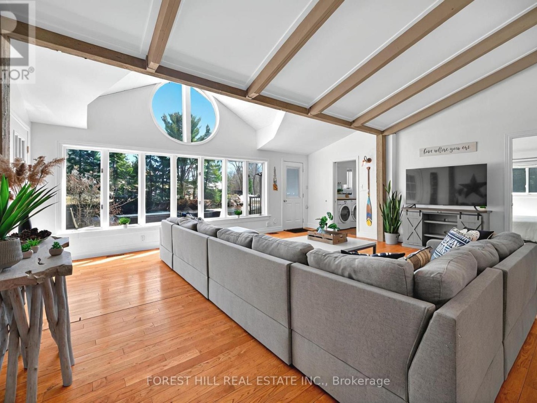 31 Glen Acres Road, Big East Lake