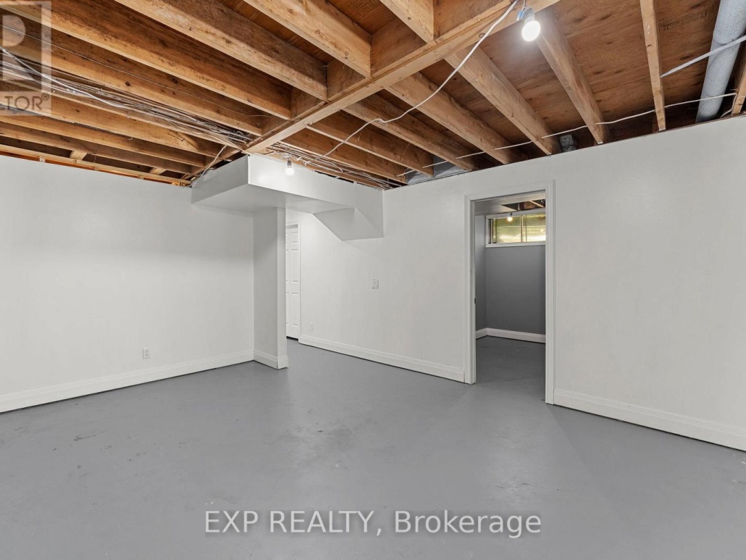 24115 THORAH PARK BOULEVARD, 