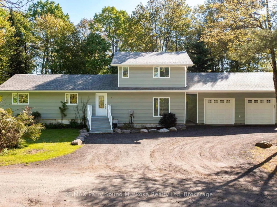 8 Pineridge Road, McDougall