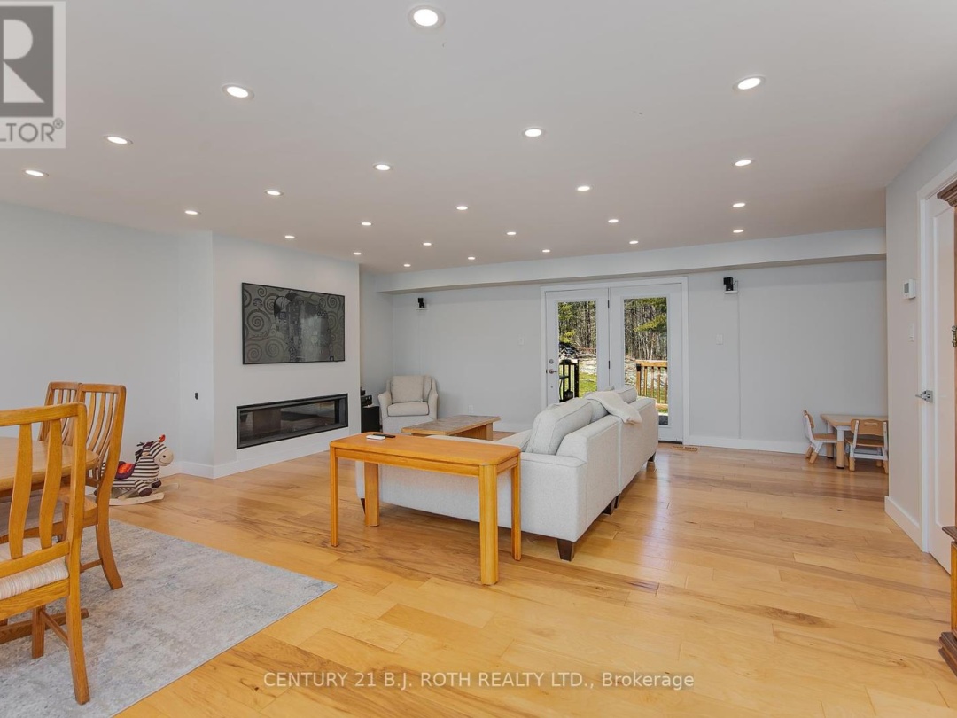 1572 Laughlin Falls Road, Severn