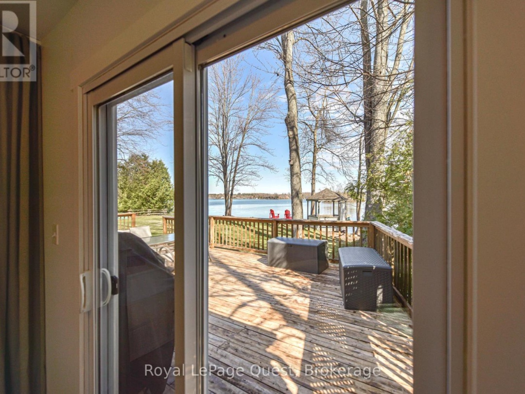 4304 PLUM POINT ROAD, Lake Simcoe