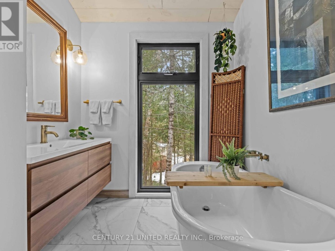 1116 MORNING GLORY DRIVE, Irondale Lake