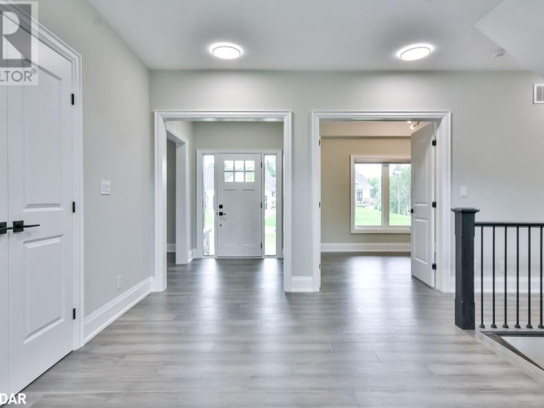 4 CLYDESDALE Court, 