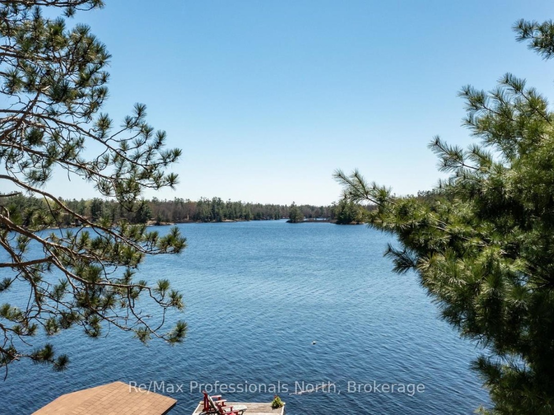 1055 EVANSWOOD DRIVE, 