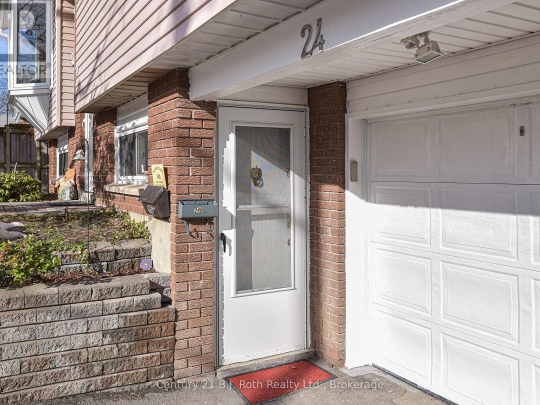 24 Champlain Street, Orillia