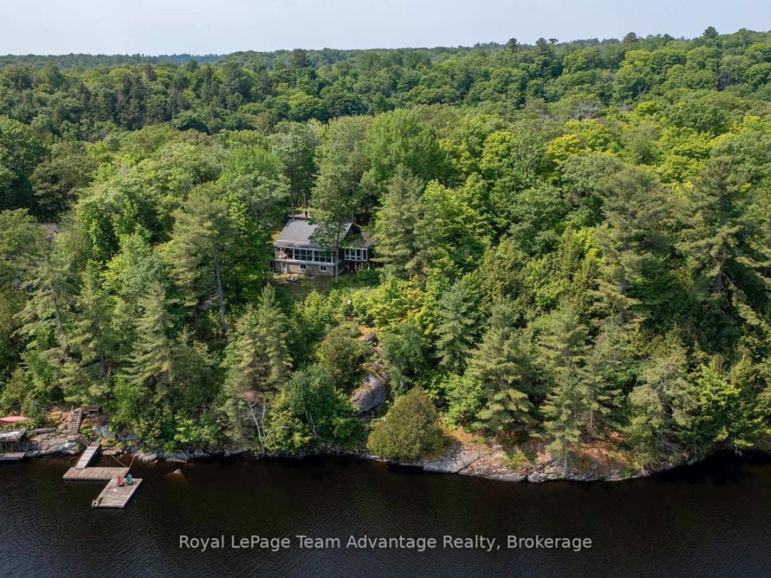 25 LIMBERT LANE N, 